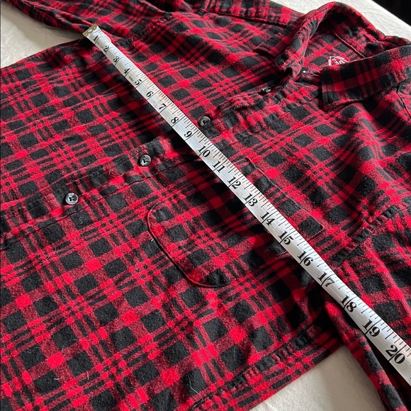 Red plaid classic St John’s Bay flannel shirt size small women - Picture 6 of 7